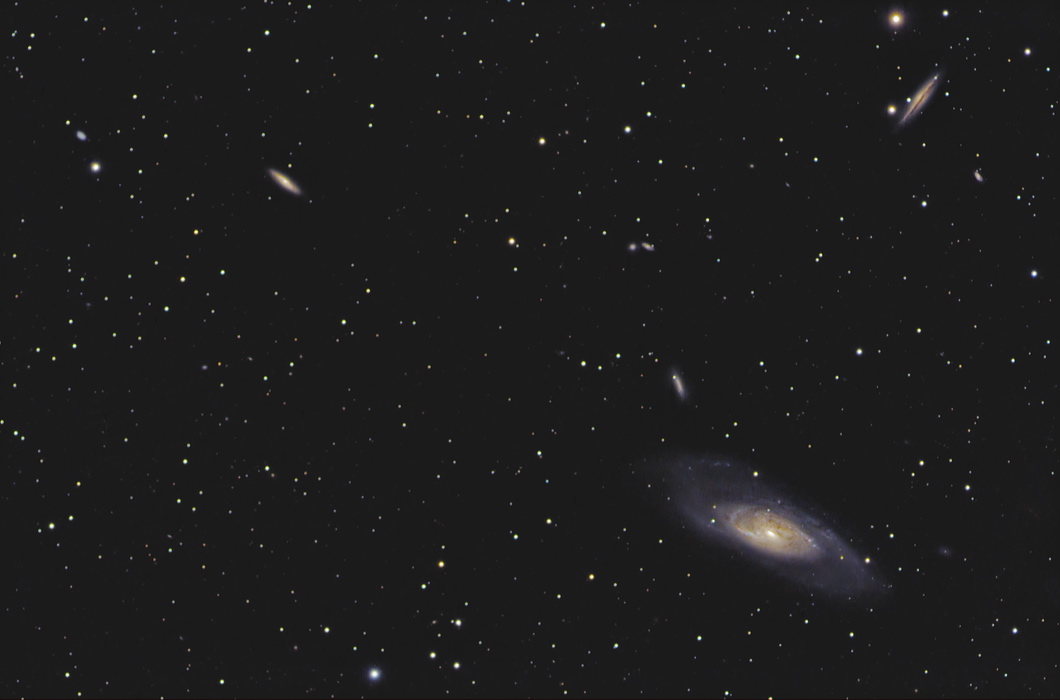 m106.jpg